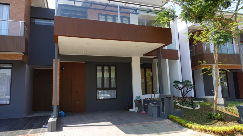 Rumah 2 Lantai FULL FURNISHED, di BINTARO Sektor 9, Luas 144 M, Harga 5,7 M. Nego.#AMTS