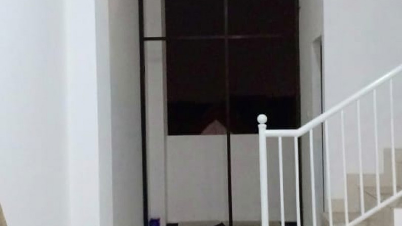 Ruko Gandeng Bintaro JL. Raya Utama, Luas 248 M, Harga 8,8 M, Nego.#AM