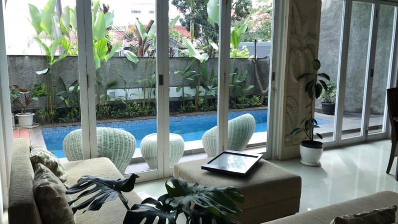 RUMAH SIAP HUNI, SUDAH RENOV & FULLY FURNISHED DI BINTARO #JS