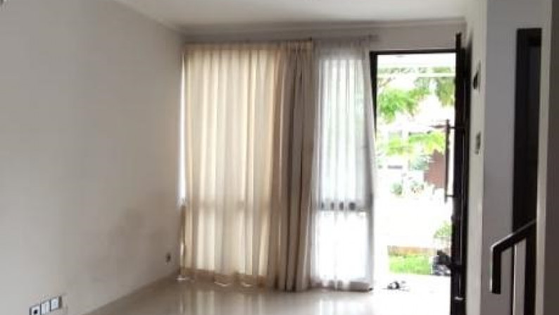 Rumah Dalam cluster,Cantik,Bagus di Bintaro Jaya 7