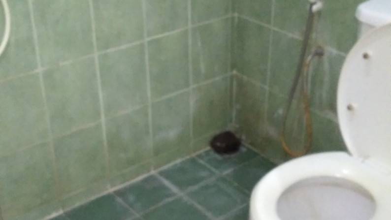 RUMAH KOST DI JL SETURAN 1, DEKAT DARI KAMPUS YKPN, YOGYAKARTA