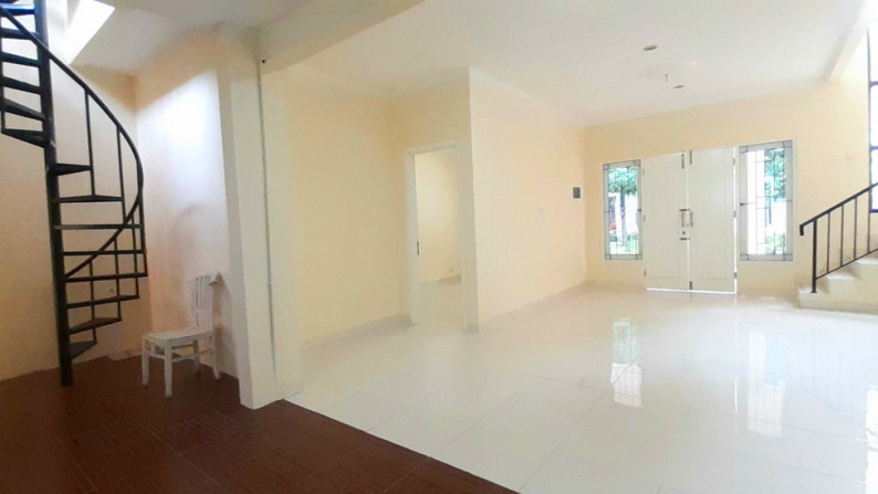 Rumah Cantik Minimalis Luas 120m Harga 3.1M nego di Discovery Sektor IX Bintaro Jaya