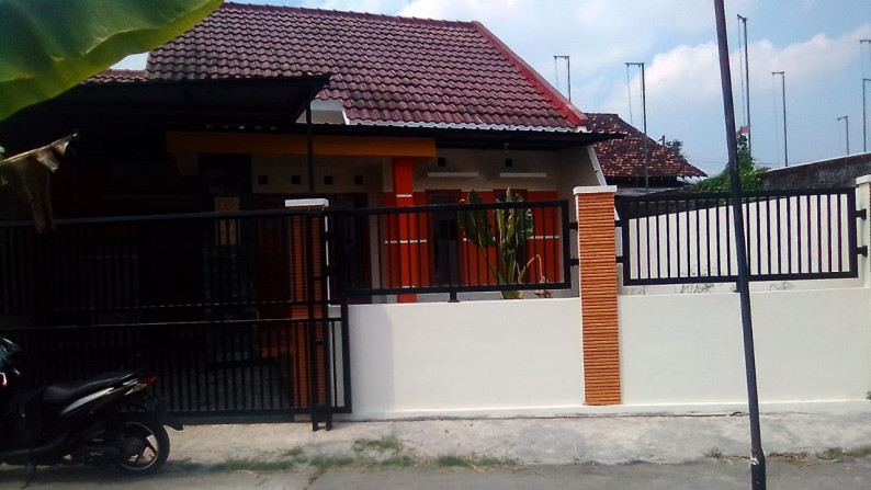 RUMAH MINIMALIS SIAP HUNI, DI MEJING KIDUL, GAMPING, SLEMAN