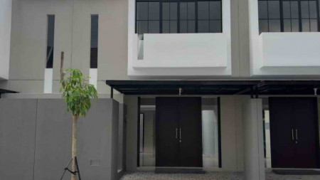 Dijual Rumah di Grand Sunrise, Gresik