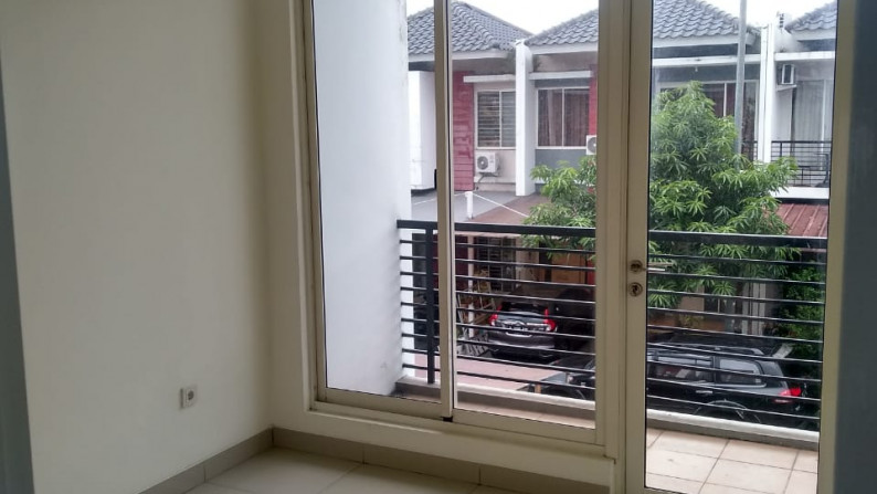 Residence One dekat Binus School, Ada Canopy