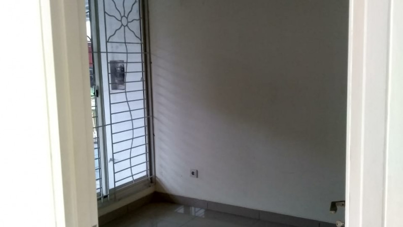 Residence One dekat Binus School, Ada Canopy