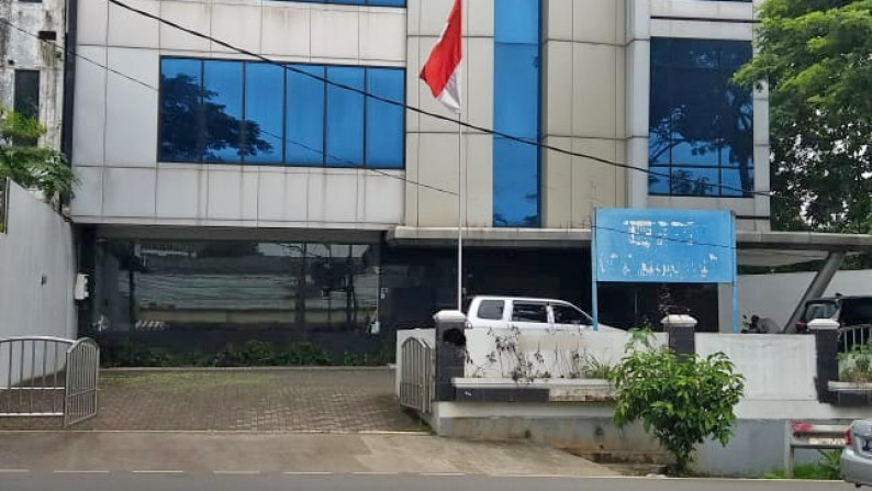 Dijual Gedung Siap Pakai Lokasi Pinggir Jl Pondok Pinang, Jakarta Selatan