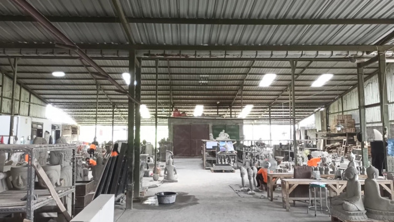 BANGUNAN GUDANG DI JL IMOGIRI BARAT KM 7,5