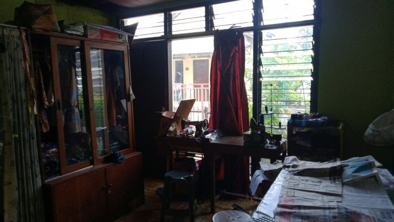 TANAH BONUS BANGUNAN RUMAH 10 KAMAR, DI TENGAH KOTA, SURYOWIJAYAN, YOGYAKARTA