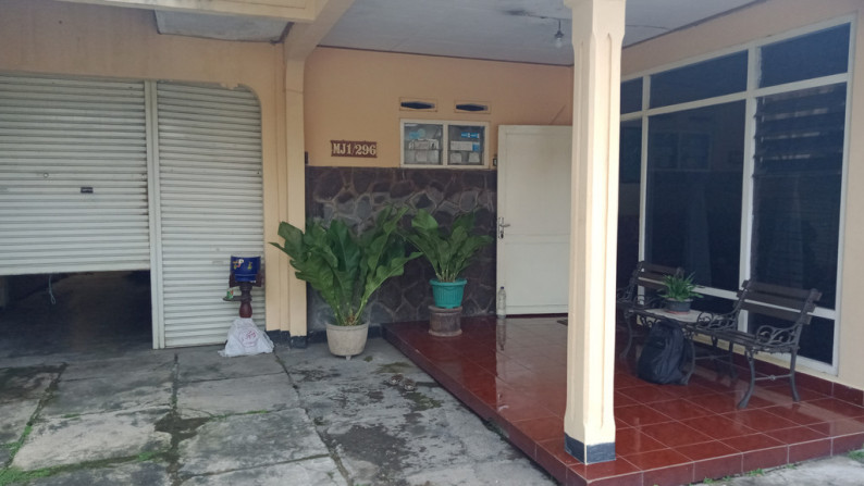 TANAH BONUS BANGUNAN RUMAH 10 KAMAR, DI TENGAH KOTA, SURYOWIJAYAN, YOGYAKARTA