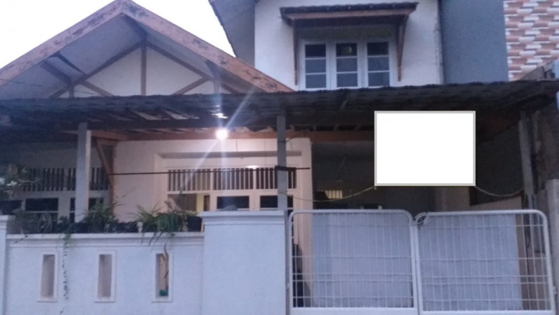 Dijual rumah Di Perum Villa Taman Kartini Bekasi Timur