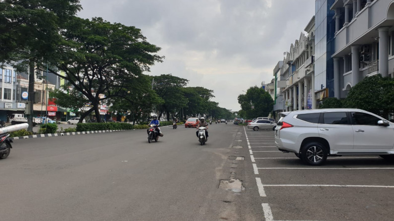 Ruko Siap Pakai Hibrida Raya Kelapa Gading