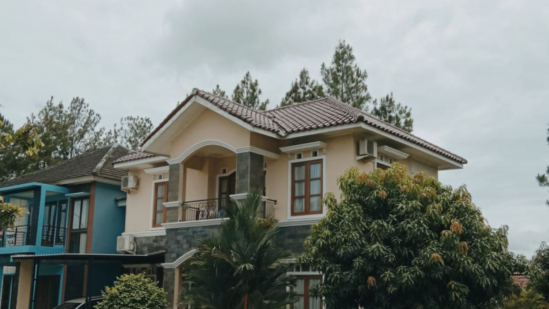 Jual cepat rumah Versailles BSD Posisi Hoek Cluster Exclusive