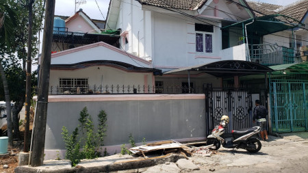 Rumah Bagus dijual di Taman Palem Lestari, Cengkareng, Jakarta Barat *0017-CHRHEN*