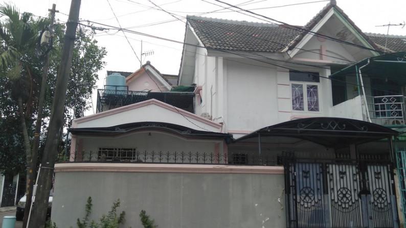 Rumah Bagus dijual di Taman Palem Lestari, Cengkareng, Jakarta Barat *0017-CHRHEN*