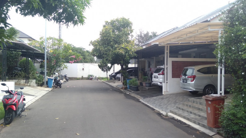 Rumah Bagus dijual di Premier Pavillion, Kalideres, Jakarta Barat *0018-CHR*