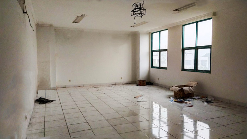 DIJUAL Mini Building di Jl Otto Iskandardinata Raya (d/h Pasar Baru ), Tangerang