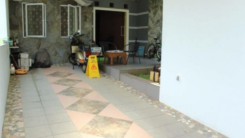 DIJUAL RUMAH SEMI FURNISHED #AM