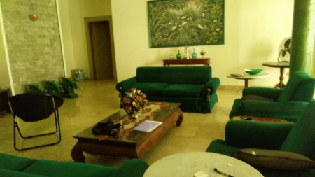 DIJUAL RUMAH VILLA DI PUSAT KOTA BOGOR SERBA ADA DAN TERLENGKAP TERSEDIA SEGALA KEBUTUHAN ANDA #AMAO