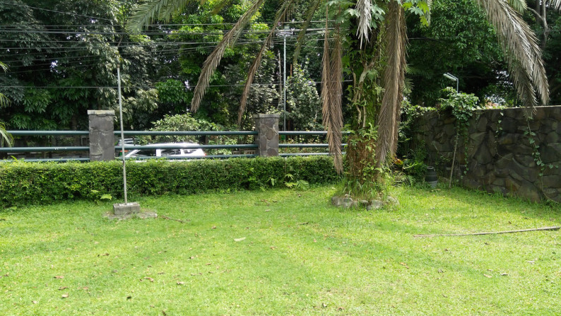 DIJUAL RUMAH VILLA DI PUSAT KOTA BOGOR SERBA ADA DAN TERLENGKAP TERSEDIA SEGALA KEBUTUHAN ANDA #AMAO