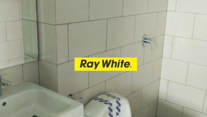 Apartemen LEXINGTON RESIDENCE 2 BedRoom, With Private Lift, Luas 85 M, Lantai 7, HARGA, 2,8 M, NEGO.#AM