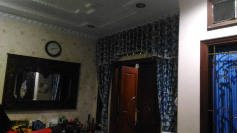 Rumah siap huni 5 kamar, 2,5 Lantai, luas 100 m Harga 1.2 M nego #AM