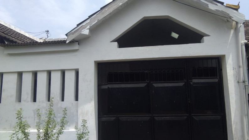 Rumah dijual Wisma Lidah Kulon