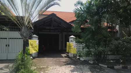 DIJUAL RUMAH TENGAH KOTA SURABAYA, DEKAT DARMO, DEKAT DIPONEGORO