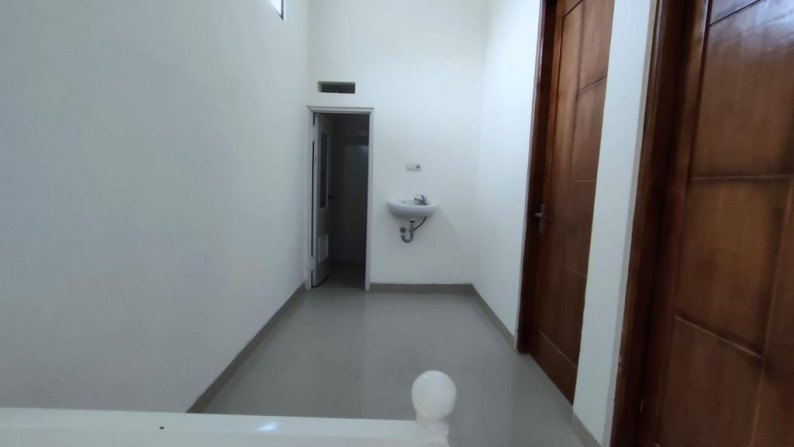 RUMAH MODERN MINIMALIS SIAP HUNI, UTARA JOGJA BAY, WEDOMARTANI, SLEMAN