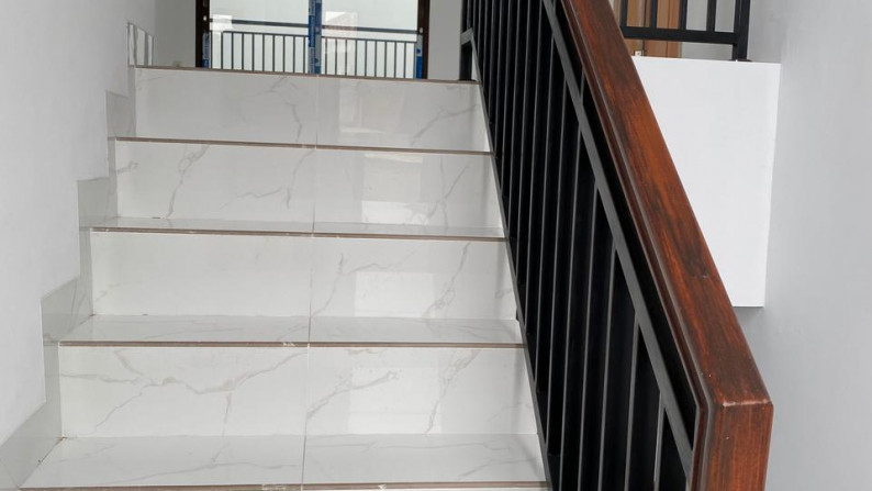Rumah Mewah Bangunan Baru Di Bintaro #NV