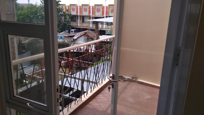RUMAH TINGGAL, DI KRAGILAN, DEKAT SINDU KUSUMA EDUPARK, TEGALREJO, YOGYAKARTA