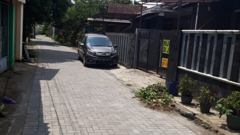 RUMAH TINGGAL DILOKASI STRATEGIS, DI KARANGASEM, CONDONGCATUR, SLEMAN