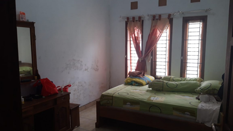 RUMAH TINGGAL DILOKASI STRATEGIS, DI KARANGASEM, CONDONGCATUR, SLEMAN