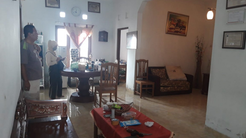 RUMAH TINGGAL DILOKASI STRATEGIS, DI KARANGASEM, CONDONGCATUR, SLEMAN