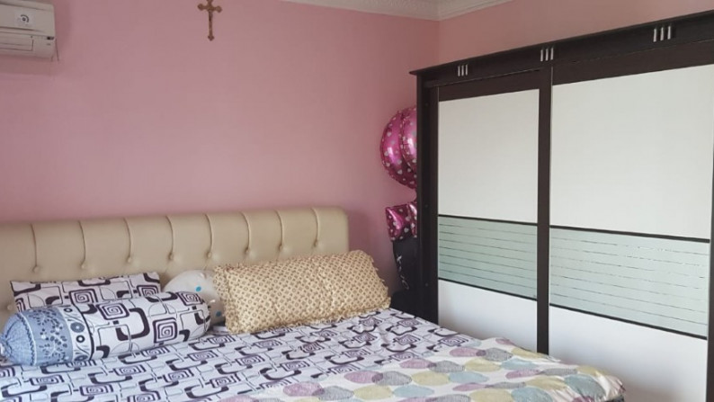 Rumah Janur Elok jalan lebar, Luas 11x20m2