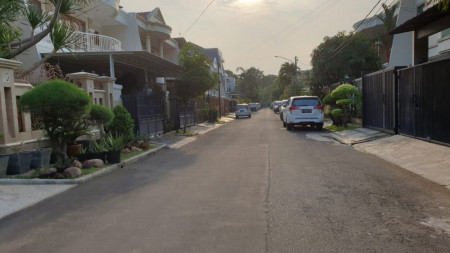 Rumah Janur Elok jalan lebar, Luas 11x20m2