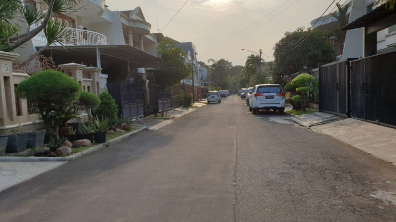 Rumah Janur Elok jalan lebar, Luas 11x20m2