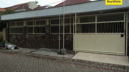 Rumah Tangkuban Perahu Tidar Surabaya