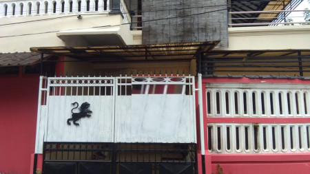 Rumah disewakan Dukuh Kupang Barat Surabaya