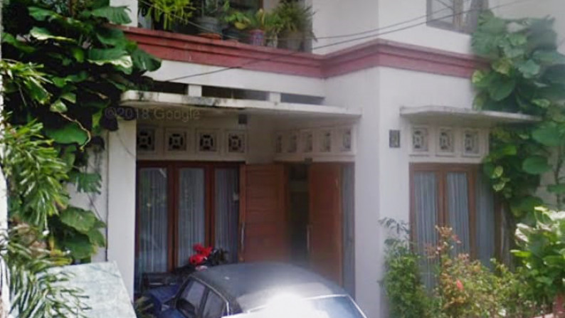 Rumah Bagus Di Griya Loka Jl Pinus, BSD Tangerang Selatan