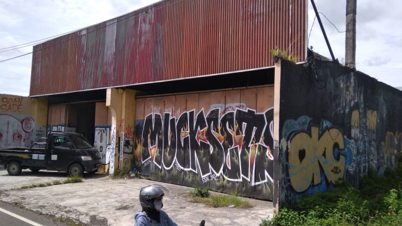 TANAH DAN BANGUNAN DAPAT DIBELI SETENGAH DI RINGROAD SELATAN