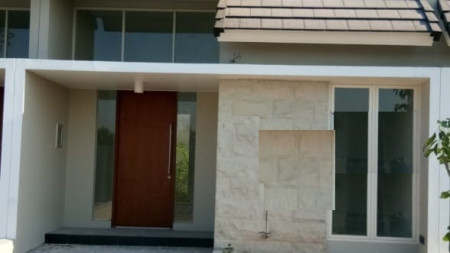 Rumah Dijual di North West Park, Citraland, Surabaya Barat