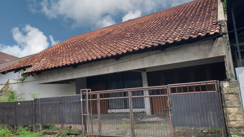 FOR SALE Rumah tua di Pancoran