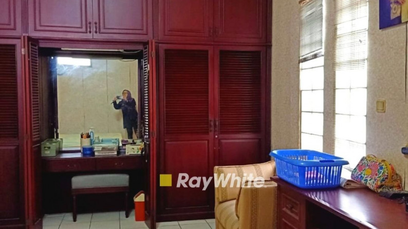 Dijual Rumah Asri Di Cinere