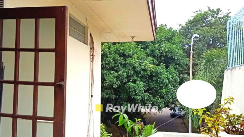 Dijual Rumah Asri Di Cinere