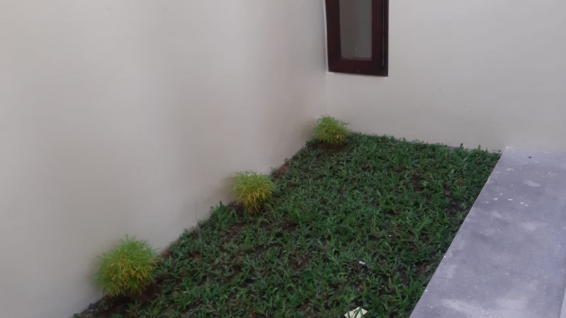 RUMAH SIAP BANGUN, DI JALAN NGRAJEK-KETINGAN DEKAT WESTLAKE RESORT