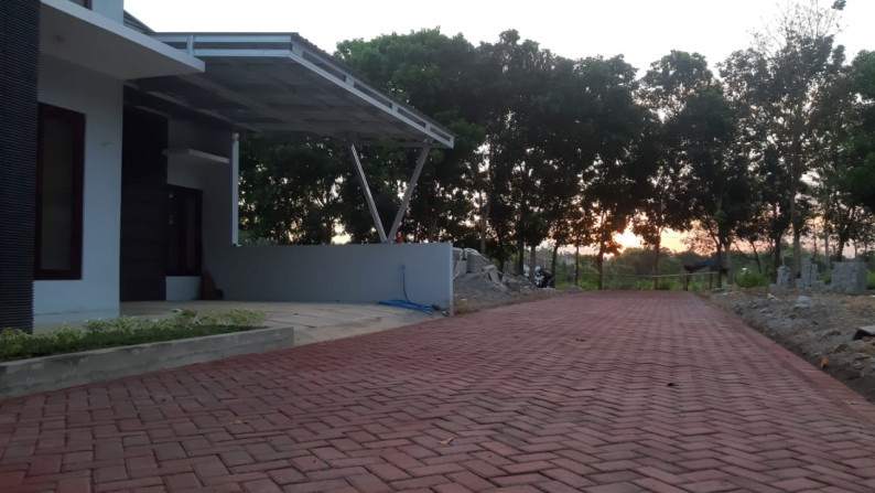 RUMAH SIAP BANGUN, DI JALAN NGRAJEK-KETINGAN DEKAT WESTLAKE RESORT