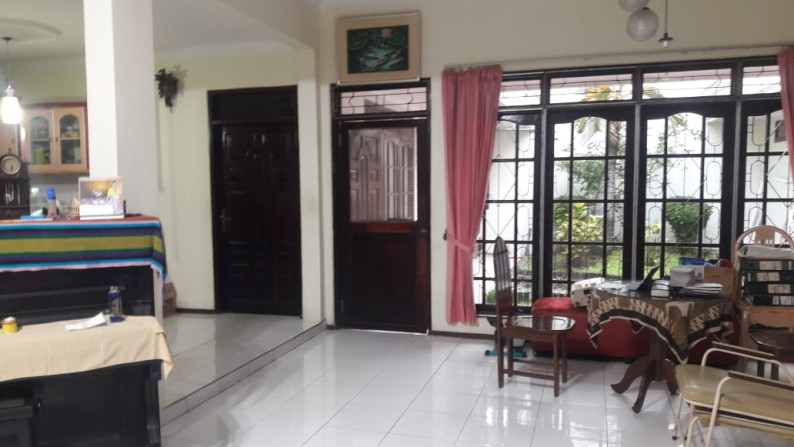 Rumah dijual Rungkut Asri Timur