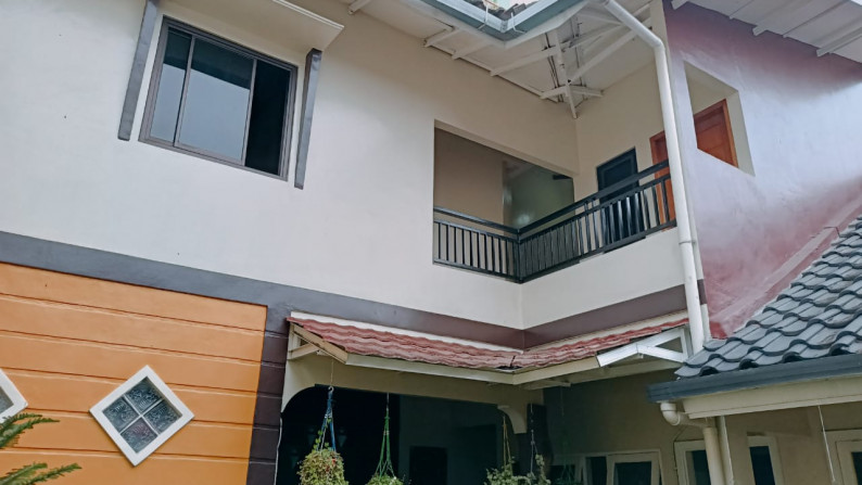 Rumah Bagus Di Anggrek Loka, BSD Tangerang Selatan