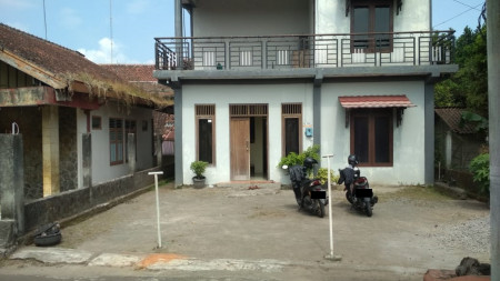 RUMAH TINGGAL 2 LANTAI, DI PUCUNG REJO, MUNTILAN, MAGELANG
